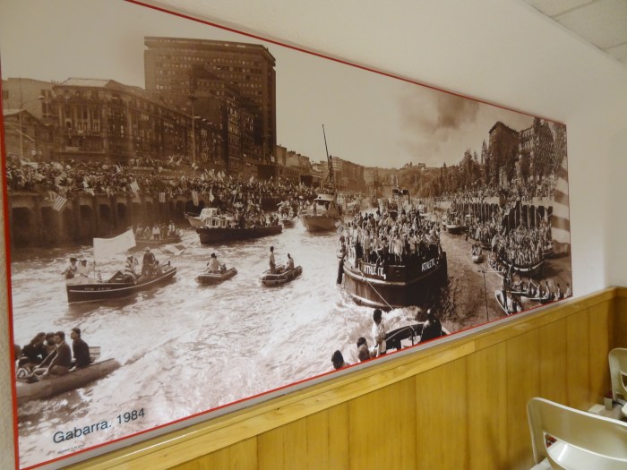 Quando o Athletic levanta uma taça, a festa é no rio! E que festa!