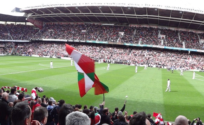 Rolê do Fut Pop Clube pelo centenário San Mamés, em dia de jogo do&nbsp;Athletic.