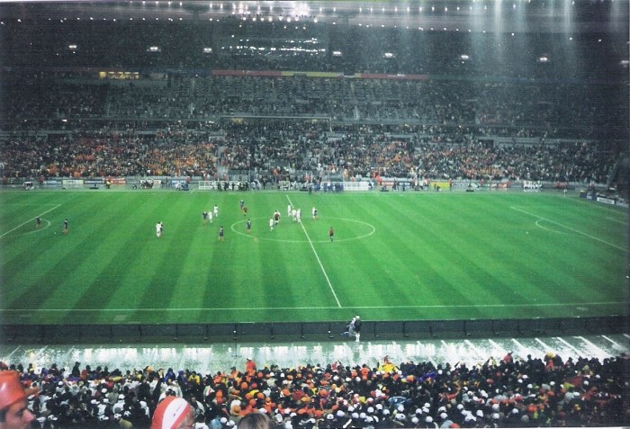 Stade de France, local da abertura e da final, no xoxo Holanda x Bélgica
