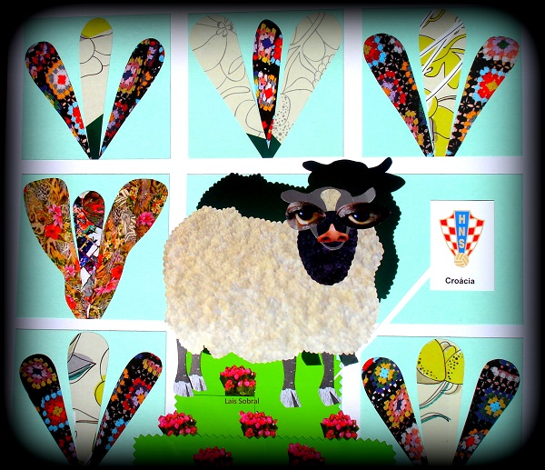 Mascotinha da Croácia bolada pela artista plástica Lais Sobral : https://www.flickr.com/photos/lais-sobral/