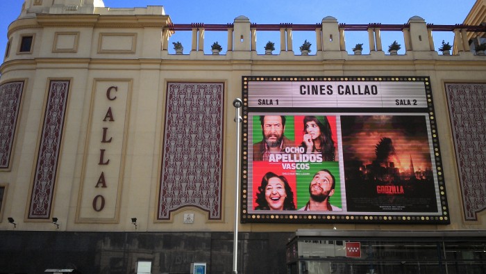 A comédia ficou um bom tempo em cartaz no cine Callao, centro de Madri