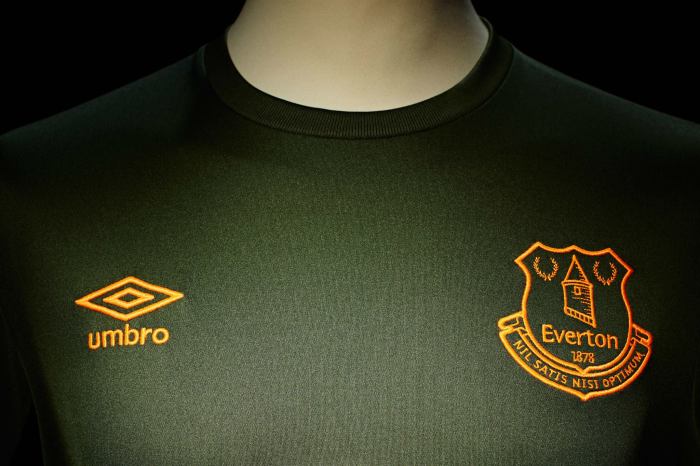 Third kit: terceira camisa do Everton, 15-16, by Umbro