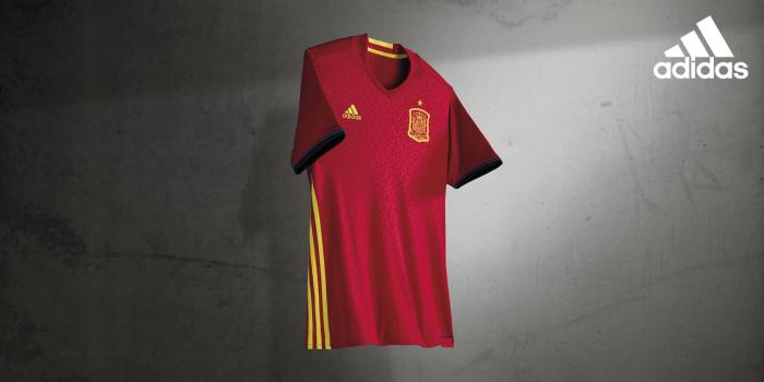 Camiseta nova da Espanha, modelo Euro 2016. adidas.
