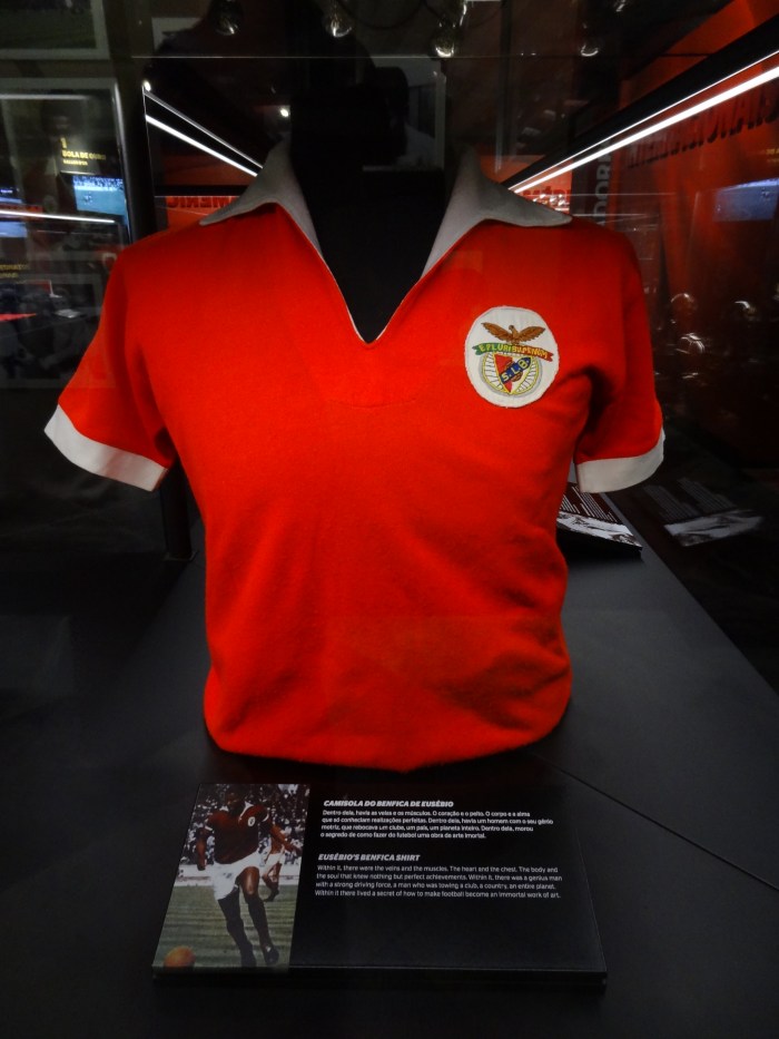 #Camisola da época de Eusébio